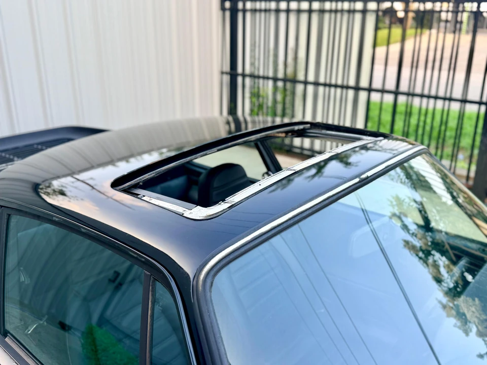 1982 Porsche 911 Carrera SC - Image 25 of 31