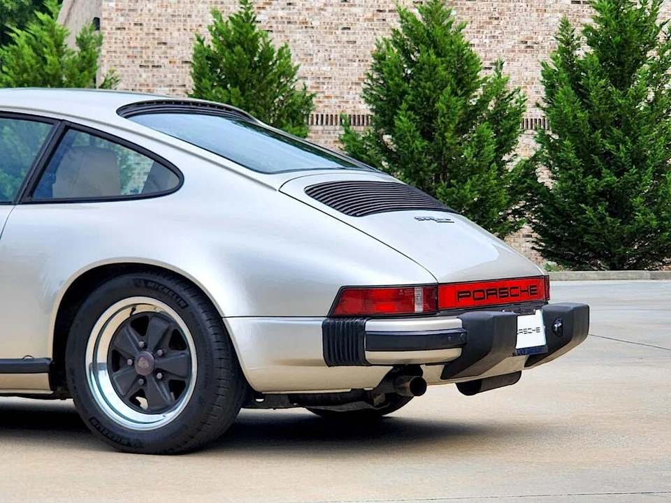 1982 Porsche 911 Carrera SC - Image 11 of 31
