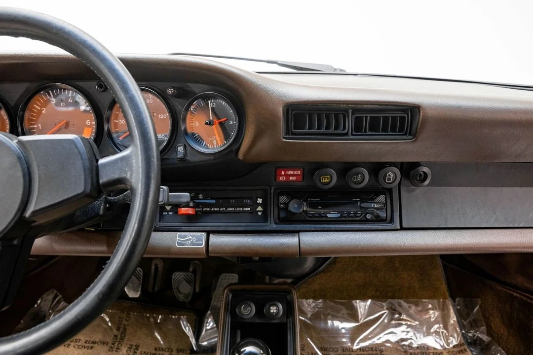1982 Porsche 911 Carrera SC - Image 18 of 31
