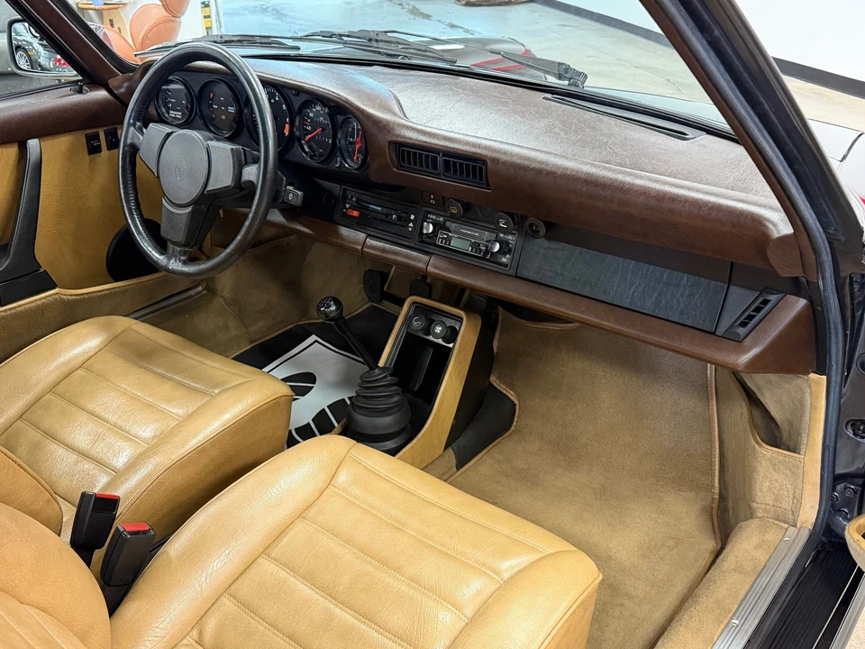 1982 Porsche 911 Carrera SC - Image 15 of 31