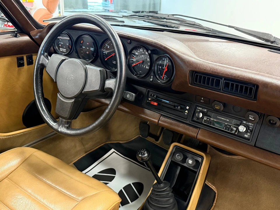 1982 Porsche 911 Carrera SC - Image 16 of 31