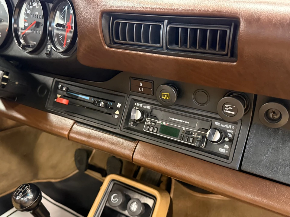 1982 Porsche 911 Carrera SC - Image 17 of 31