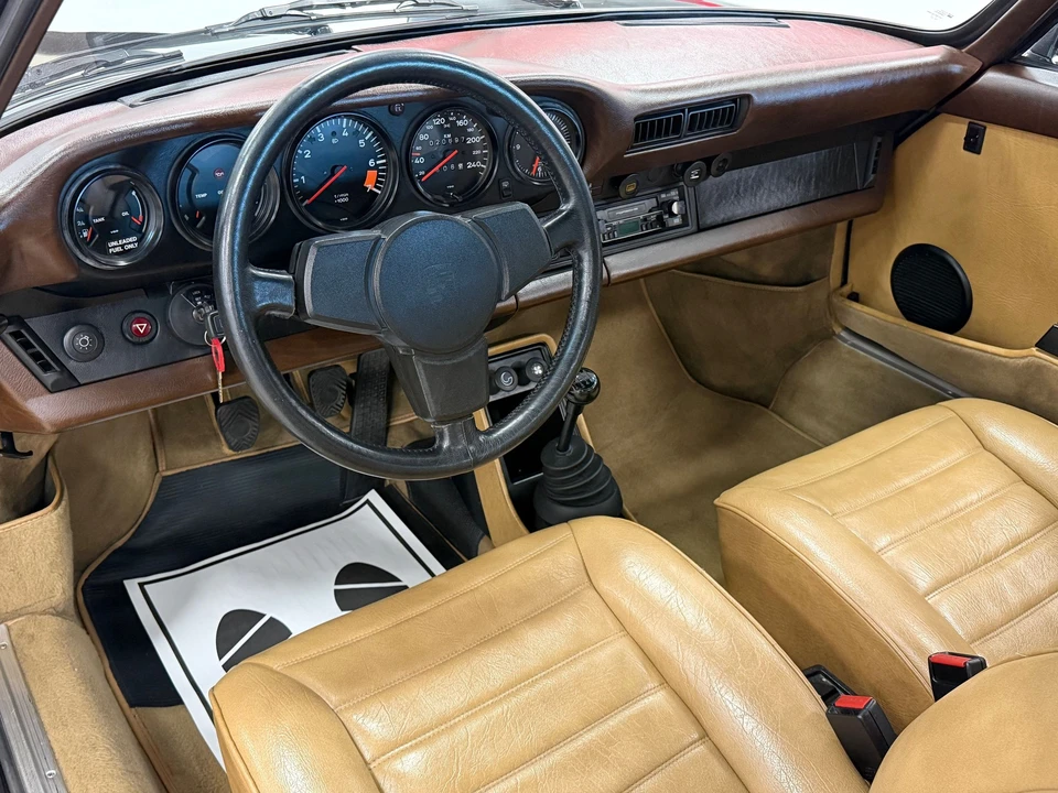 1982 Porsche 911 Carrera SC - Image 9 of 31