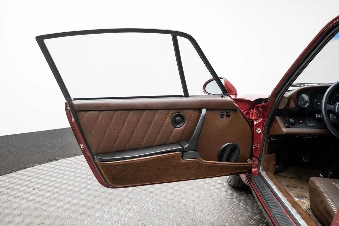 1982 Porsche 911 Carrera SC - Image 10 of 12
