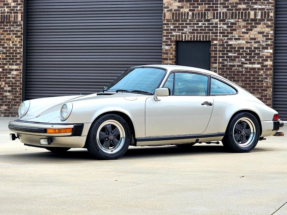 1982 Porsche 911 Carrera SC - Image 6 of 31