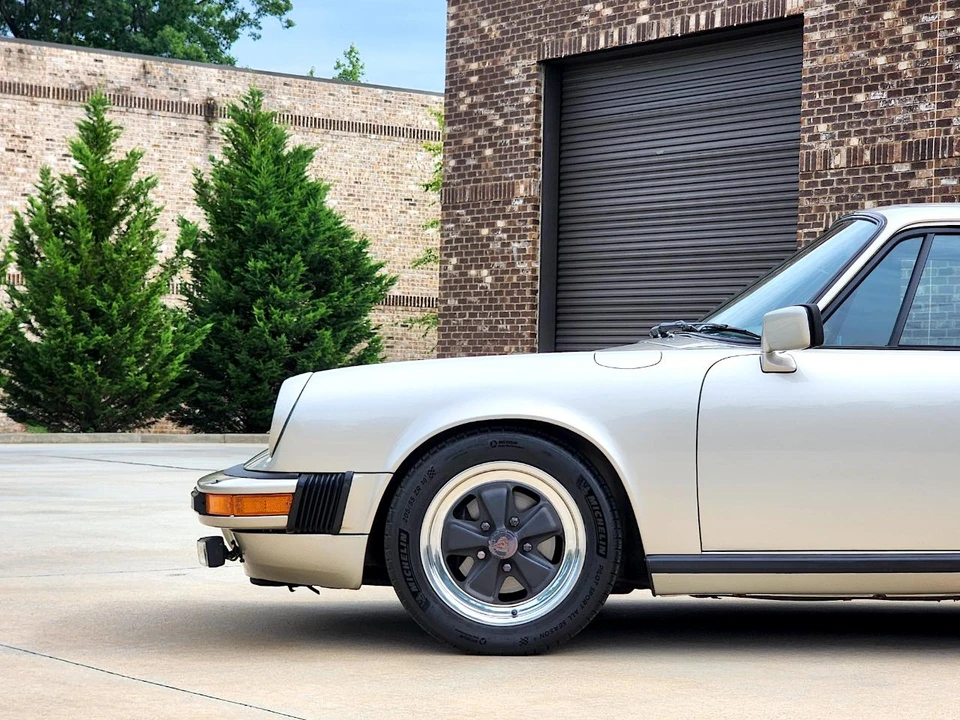 1982 Porsche 911 Carrera SC - Image 9 of 31