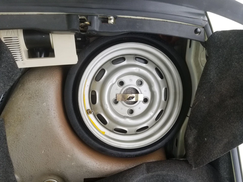 1982 Porsche 911 Carrera SC - Image 23 of 28