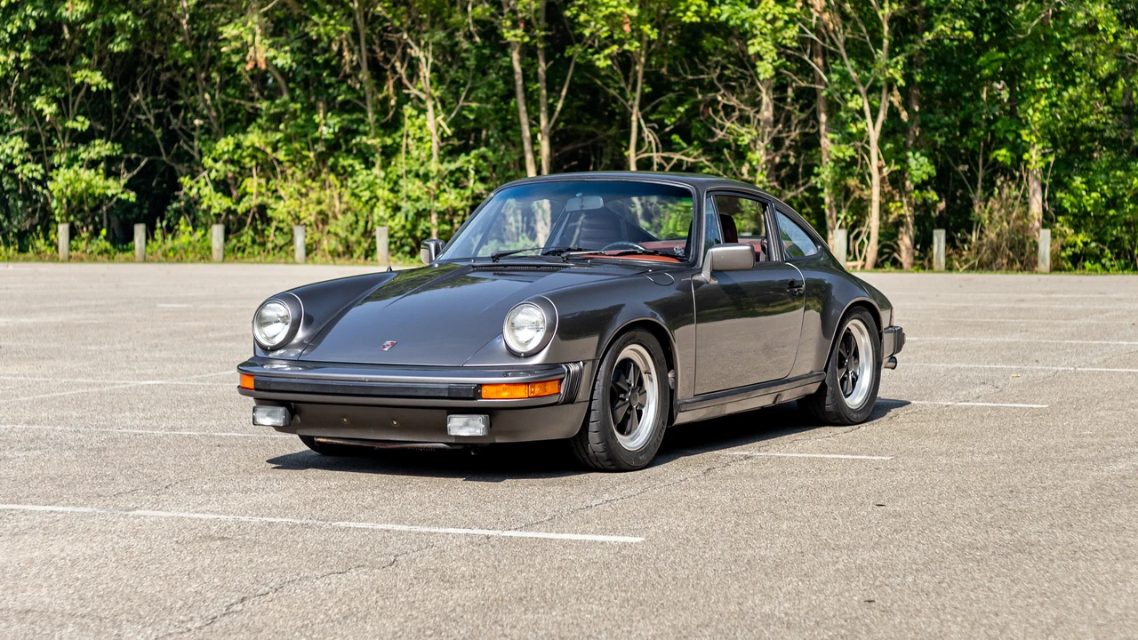 1982 Porsche 911 Carrera SC - Image 9 of 31