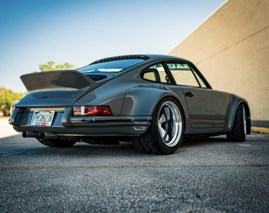 1982 Porsche 911 Carrera SC - Image 9 of 17