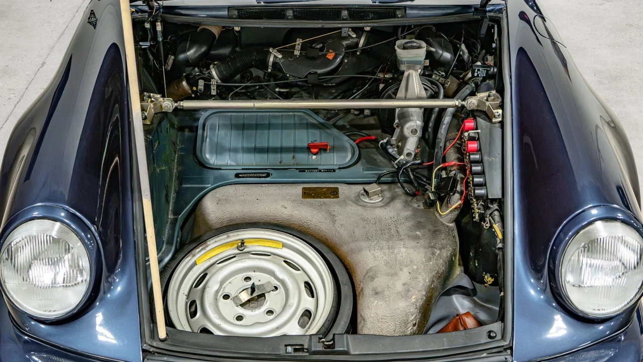 1982 Porsche 911 Carrera SC - Image 27 of 31