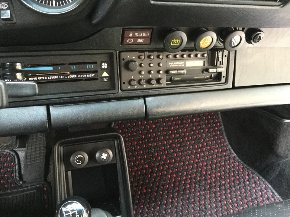 1982 Porsche 911 Carrera SC - Image 25 of 31