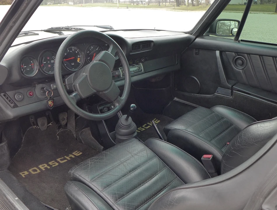 1982 Porsche 911 Carrera SC - Image 26 of 31