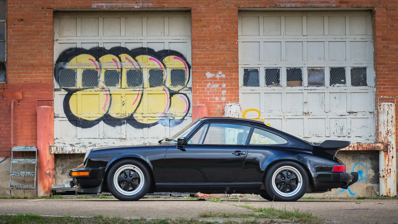1982 Porsche 911 Carrera SC - Image 10 of 31
