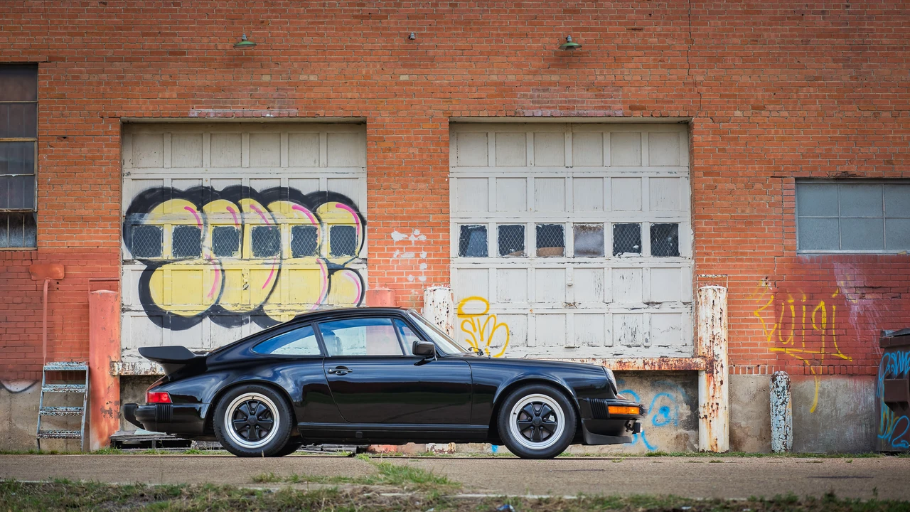 1982 Porsche 911 Carrera SC - Image 13 of 31