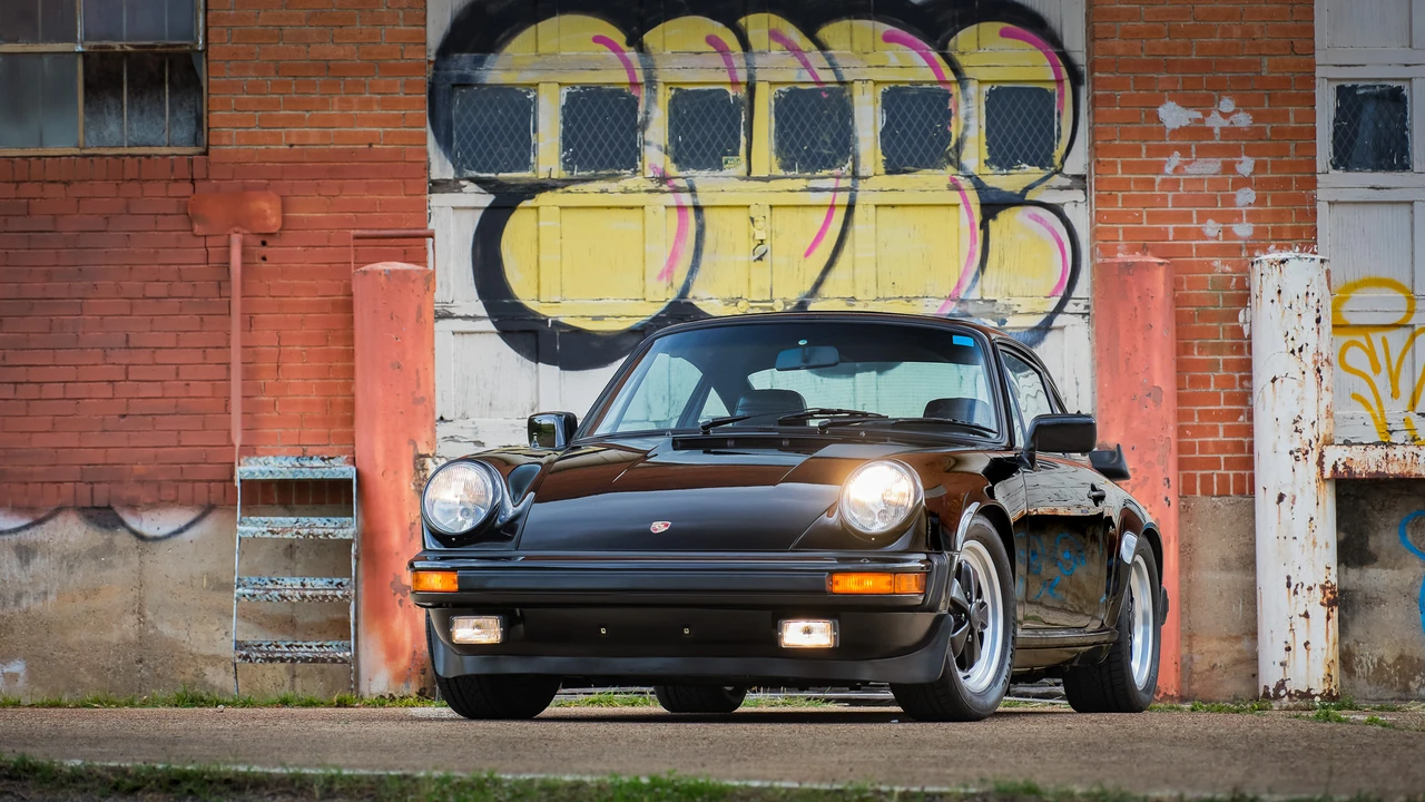 1982 Porsche 911 Carrera SC - Image 2 of 31