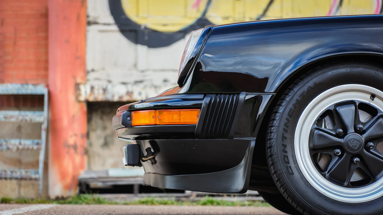 1982 Porsche 911 Carrera SC - Image 25 of 31