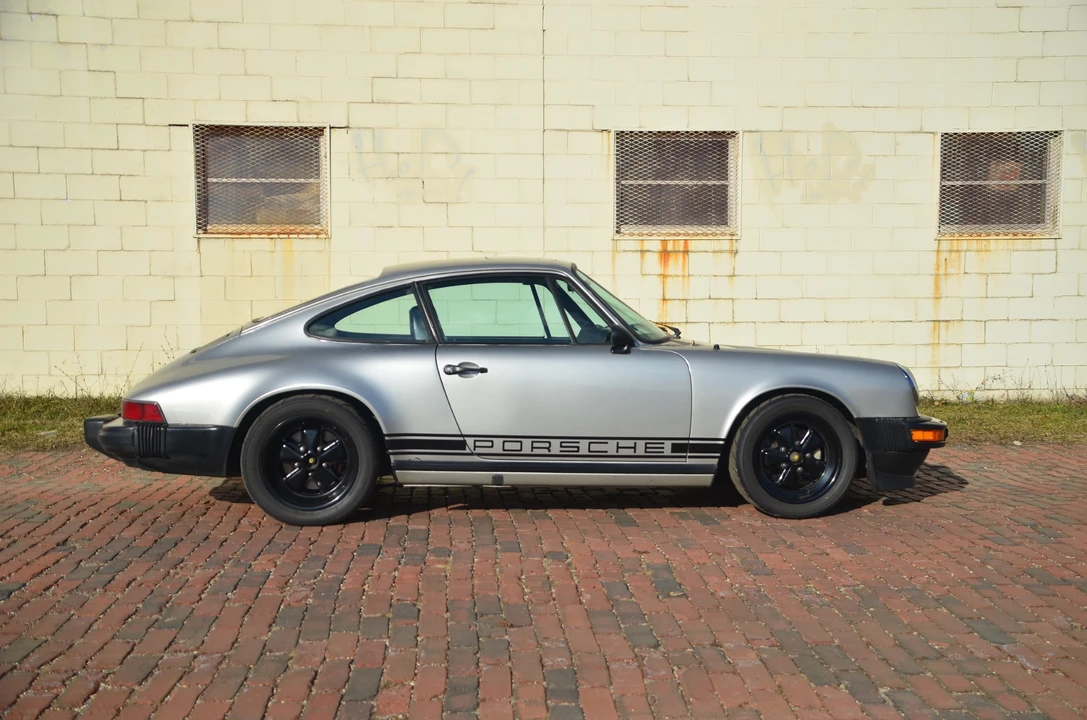 1982 Porsche 911 Carrera SC - Image 12 of 31