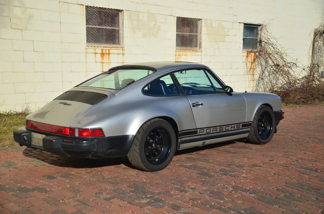 1982 Porsche 911 Carrera SC - Image 10 of 31