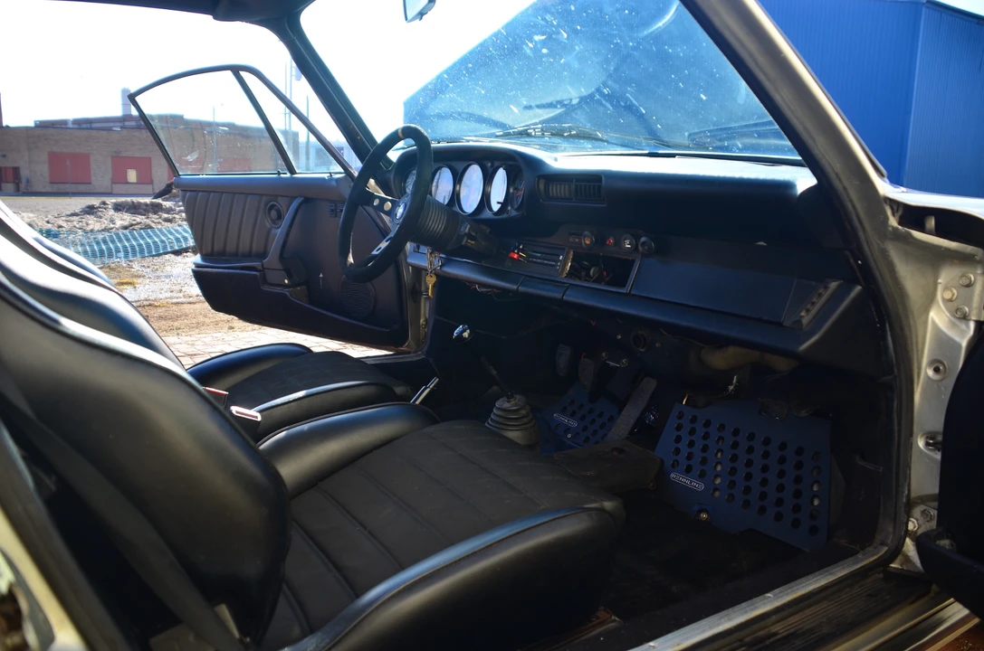 1982 Porsche 911 Carrera SC - Image 29 of 31
