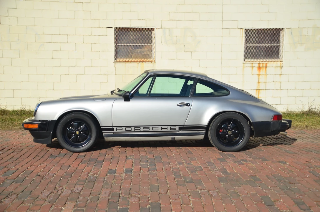 1982 Porsche 911 Carrera SC - Image 6 of 31