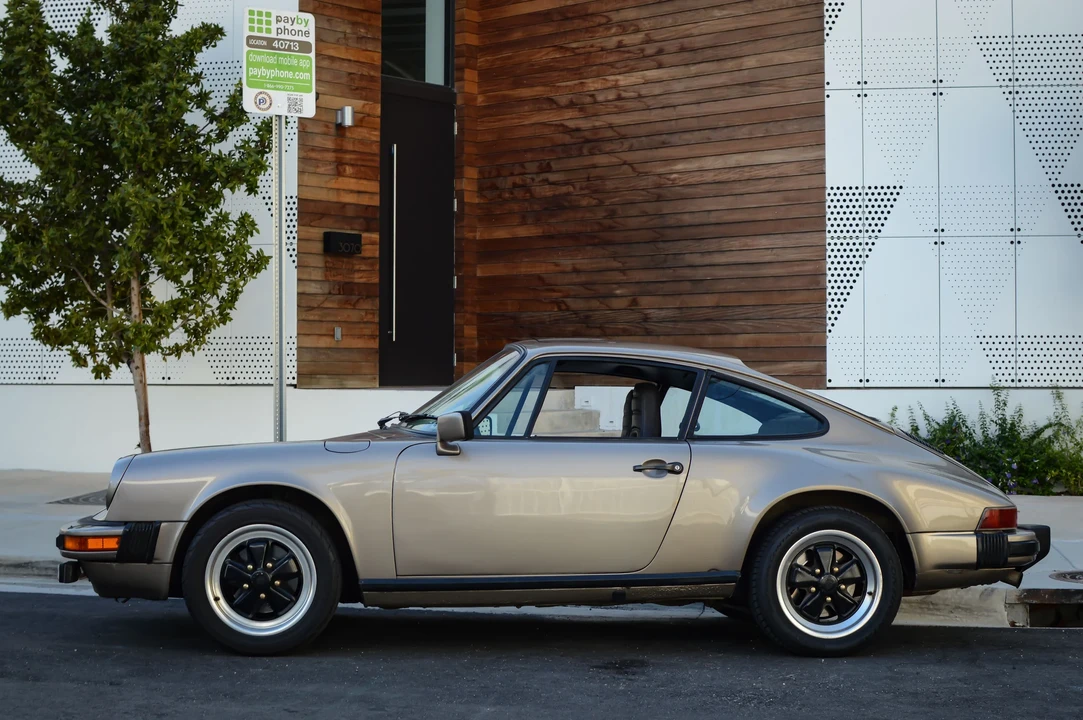 1982 Porsche 911 Carrera SC - Image 5 of 6