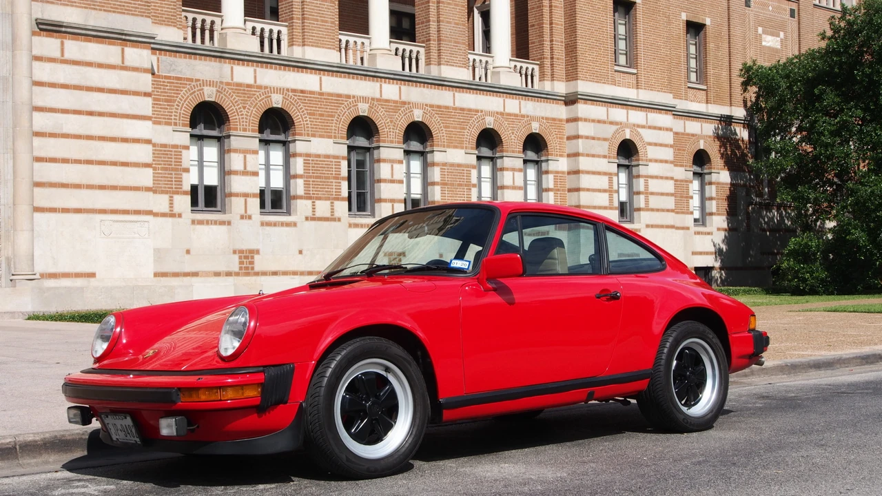 1982 Porsche 911 Carrera SC - Image 2 of 31