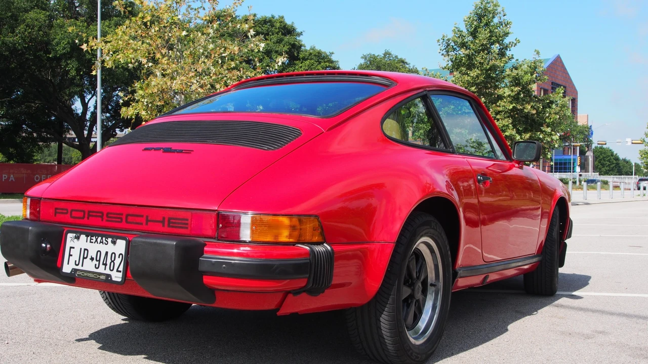 1982 Porsche 911 Carrera SC - Image 8 of 31