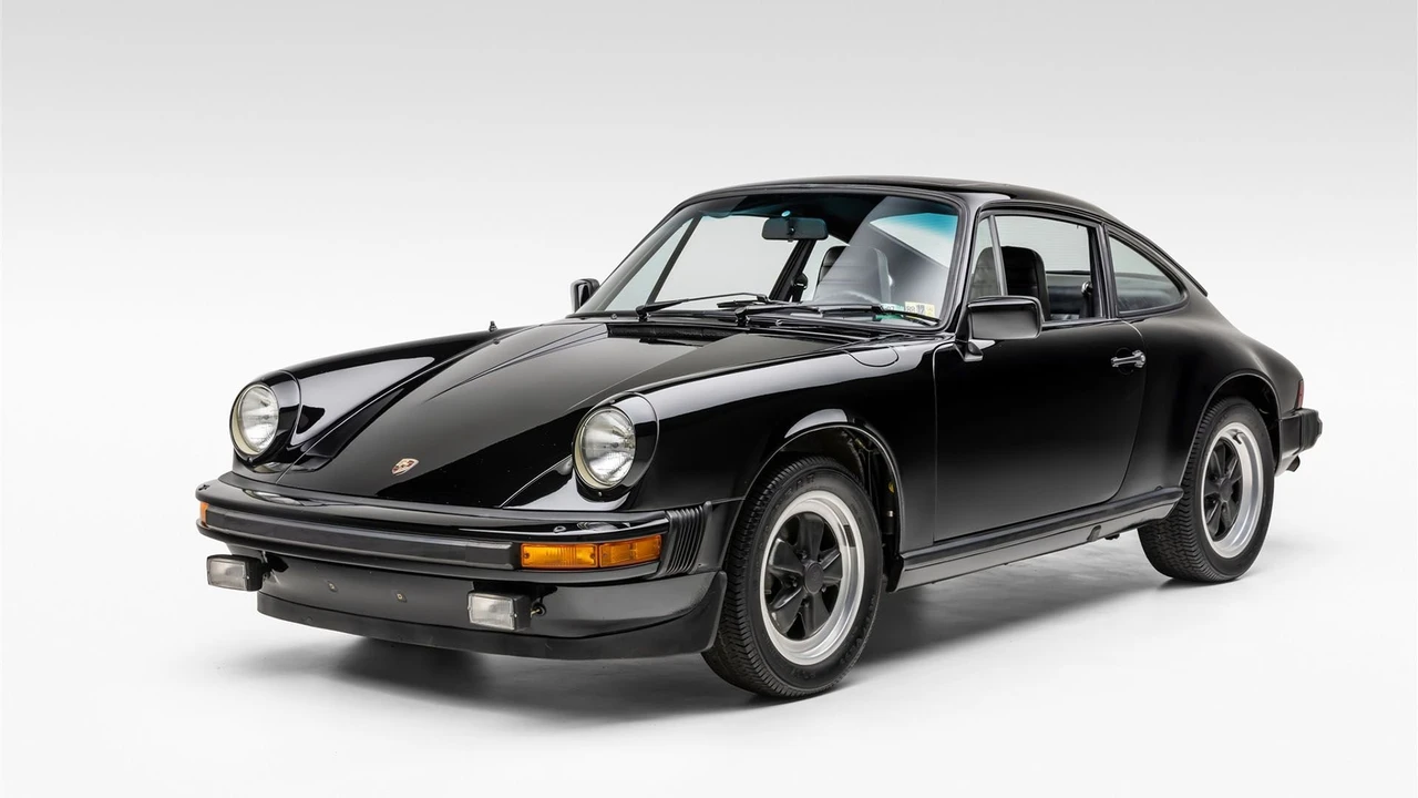 1982 Porsche 911 Carrera SC - Image 2 of 31