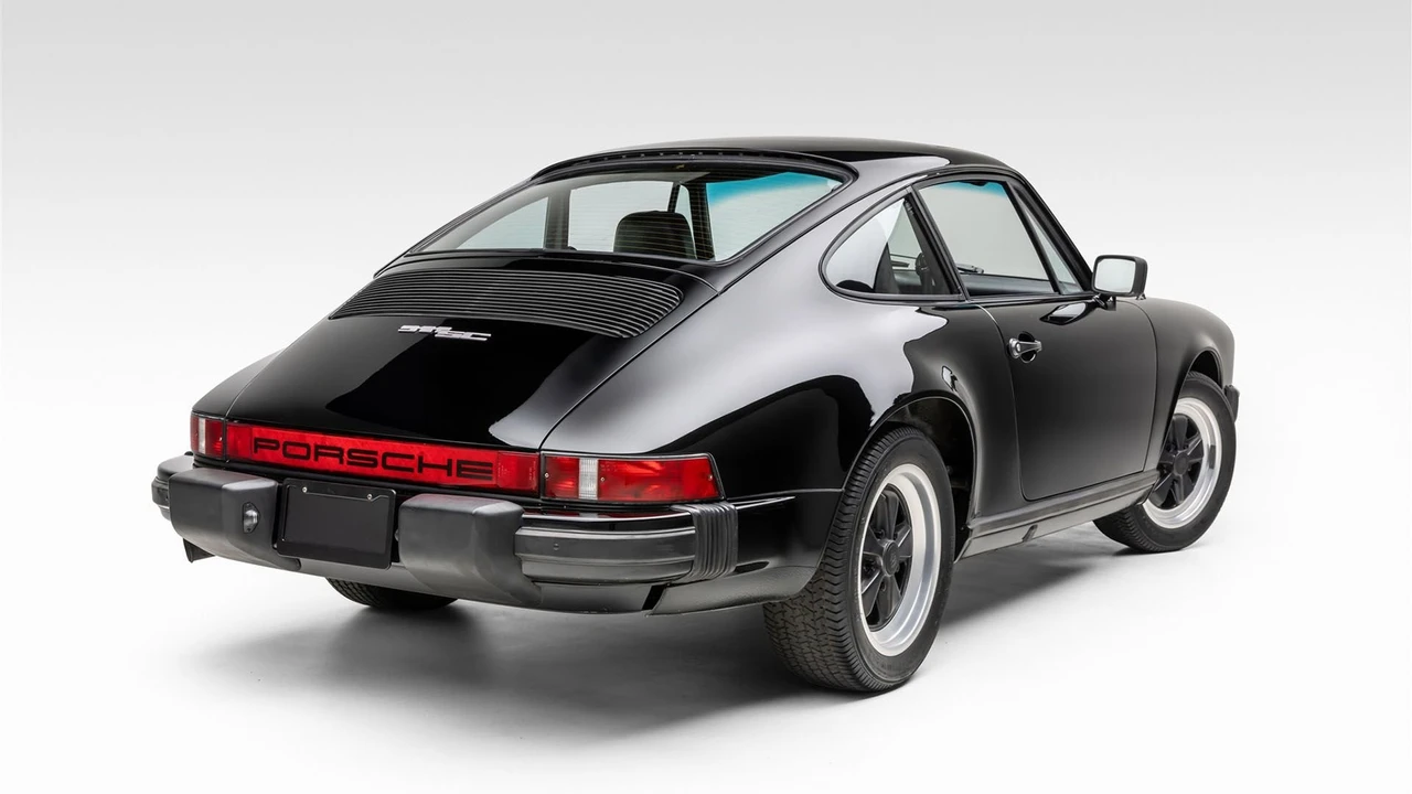 1982 Porsche 911 Carrera SC - Image 17 of 31
