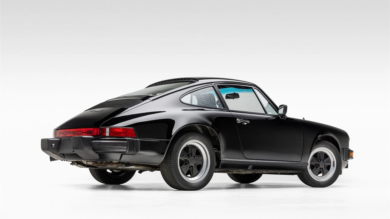 1982 Porsche 911 Carrera SC - Image 14 of 31