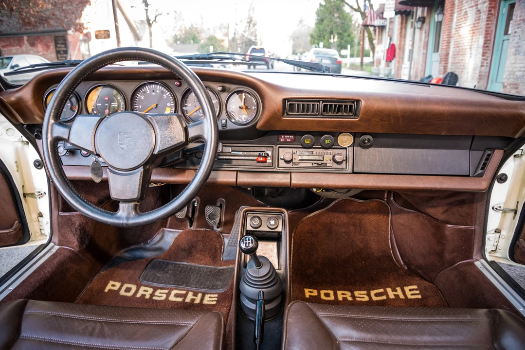 1982 Porsche 911 Carrera SC - Image 18 of 31