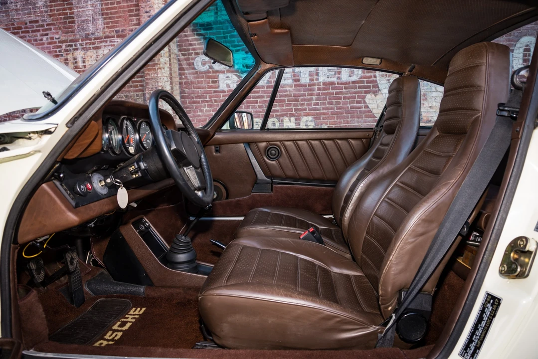 1982 Porsche 911 Carrera SC - Image 16 of 31