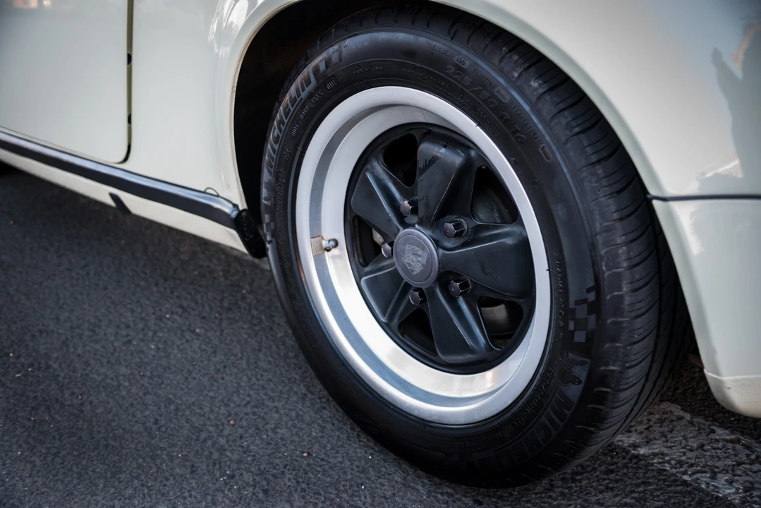 1982 Porsche 911 Carrera SC - Image 12 of 31