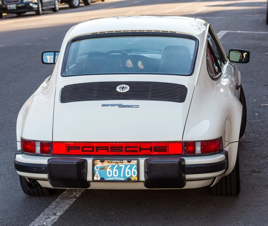 1982 Porsche 911 Carrera SC - Image 14 of 31