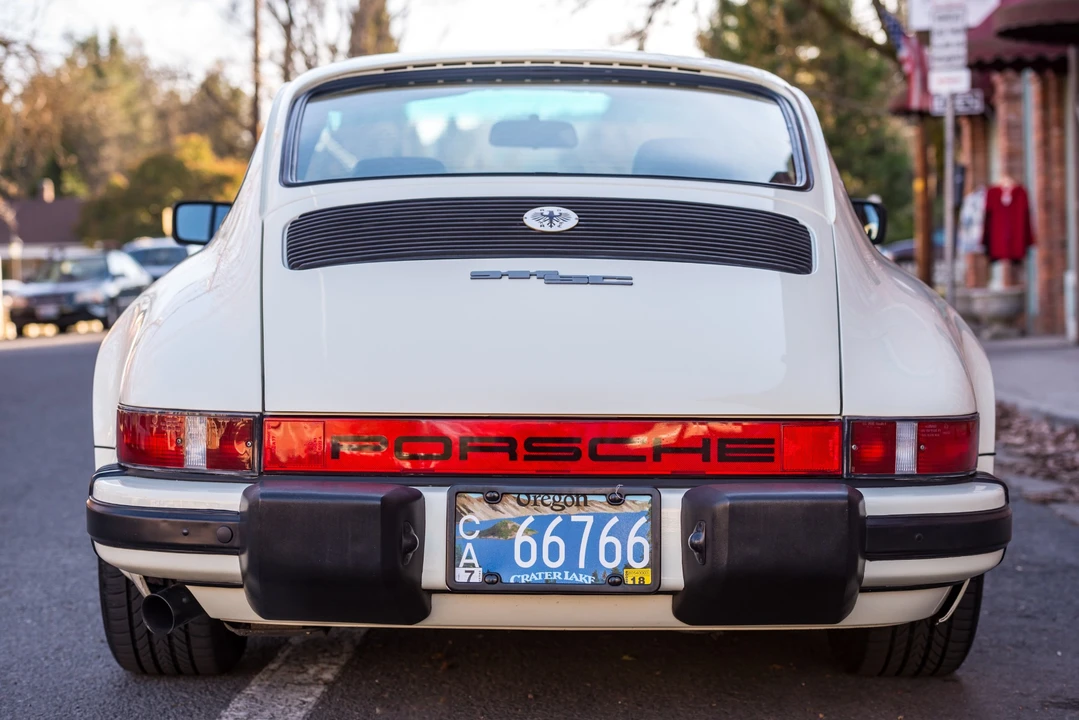 1982 Porsche 911 Carrera SC - Image 6 of 31