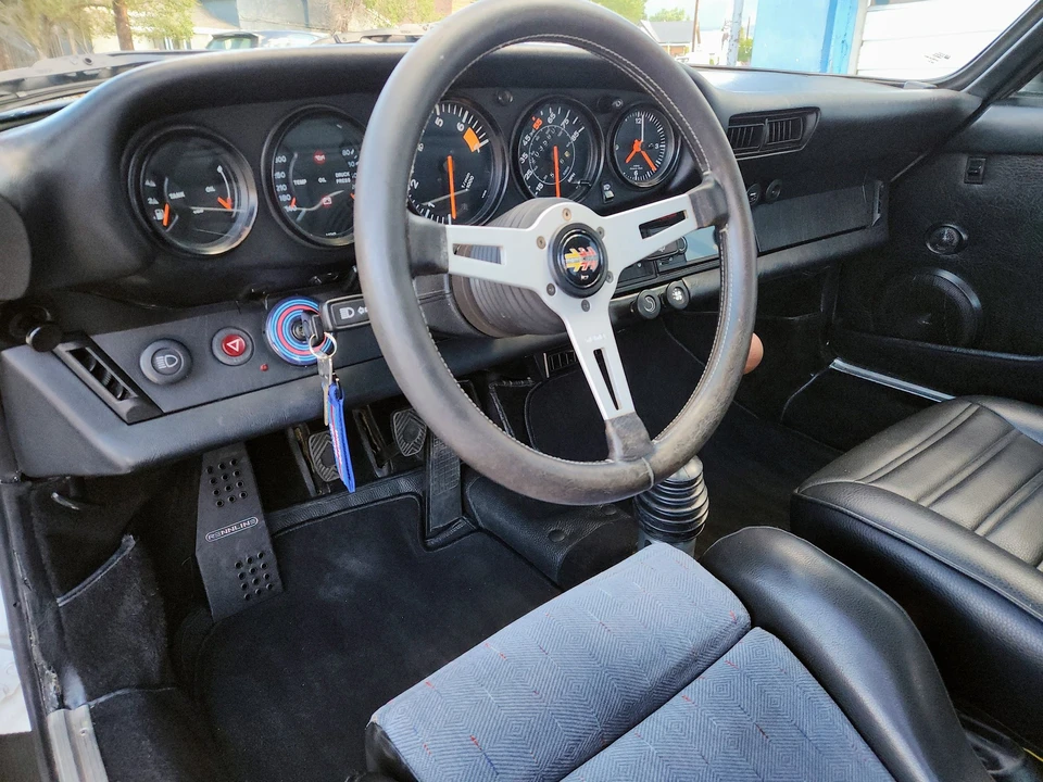 1982 Porsche 911 Carrera SC - Image 9 of 11