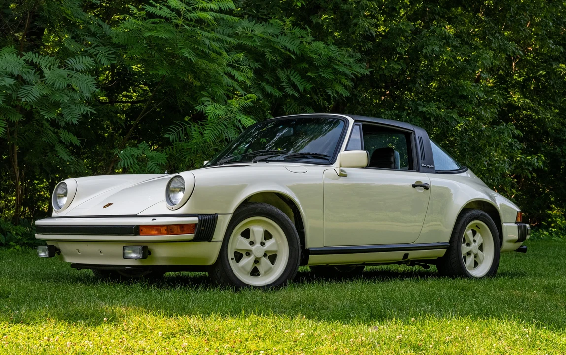 1982 Porsche 911 Carrera SC - Image 11 of 31