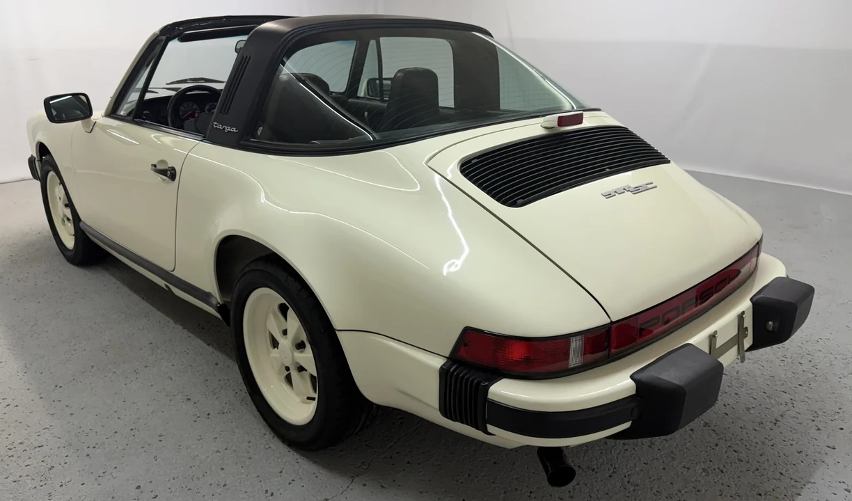 1982 Porsche 911 Carrera SC - Image 9 of 31