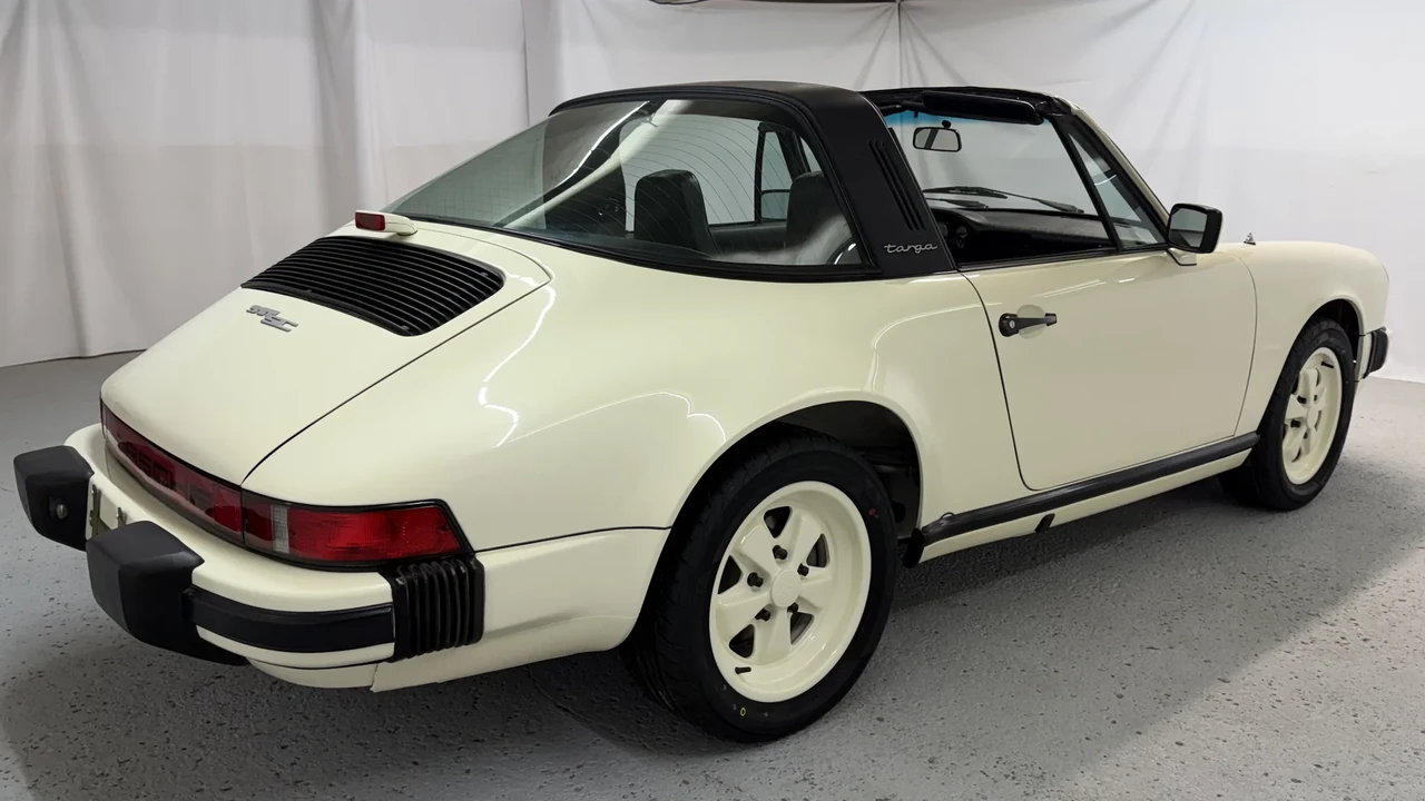 1982 Porsche 911 Carrera SC - Image 19 of 31