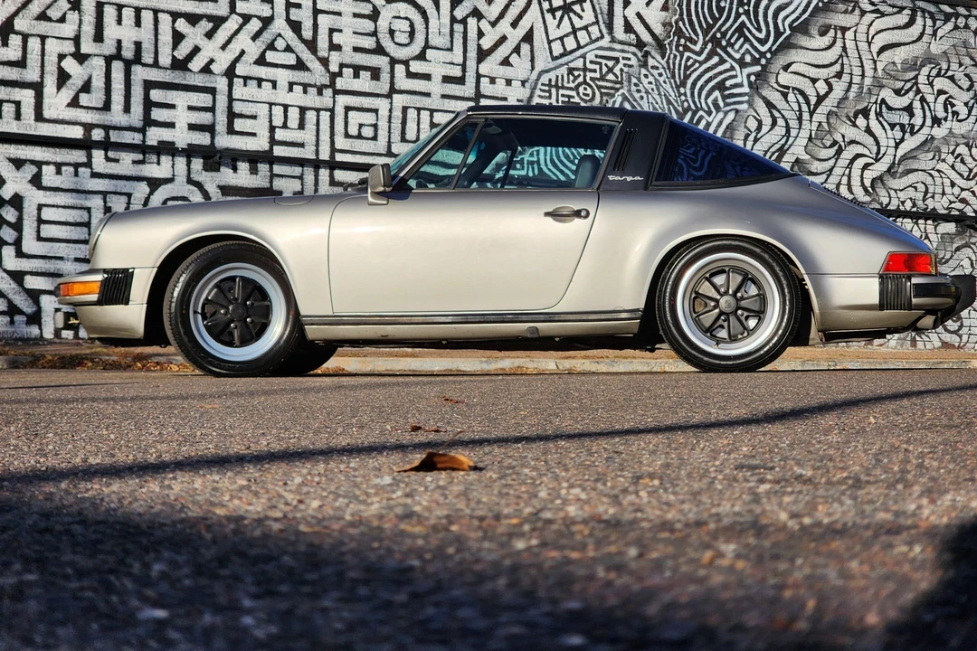 1982 Porsche 911 Carrera SC - Image 10 of 31