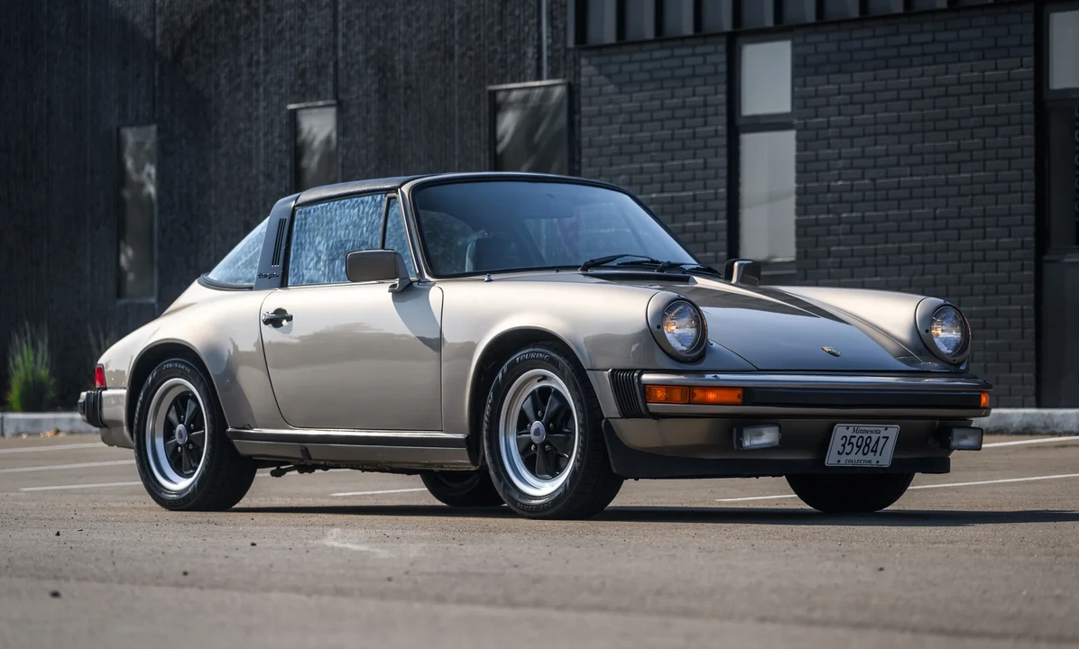 1982 Porsche 911 Carrera SC - Image 2 of 31