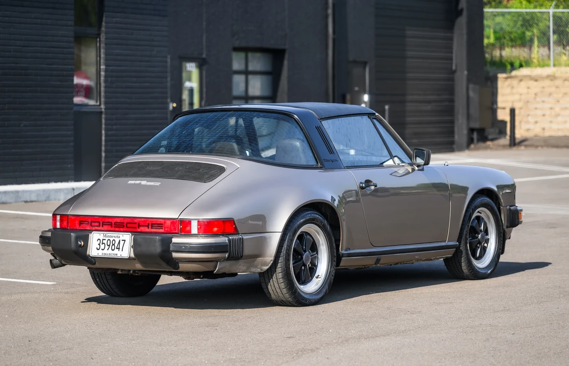 1982 Porsche 911 Carrera SC - Image 9 of 31