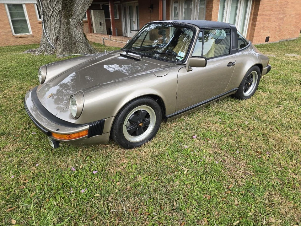 1982 Porsche 911 Carrera SC - Image 10 of 31