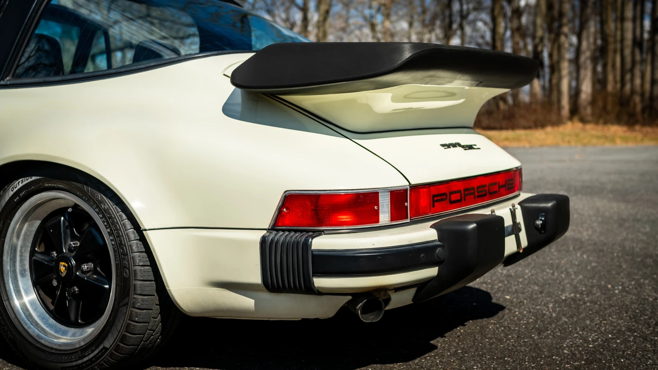 1982 Porsche 911 Carrera SC - Image 16 of 31