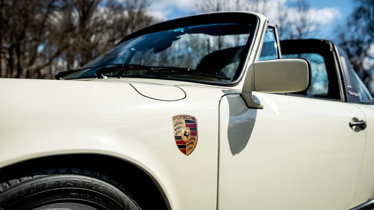 1982 Porsche 911 Carrera SC - Image 13 of 31