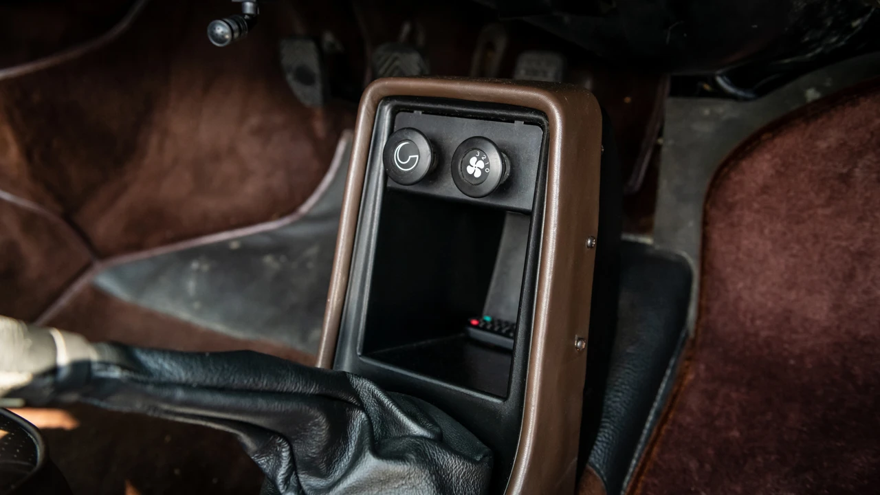 1982 Porsche 911 Carrera SC - Image 30 of 31