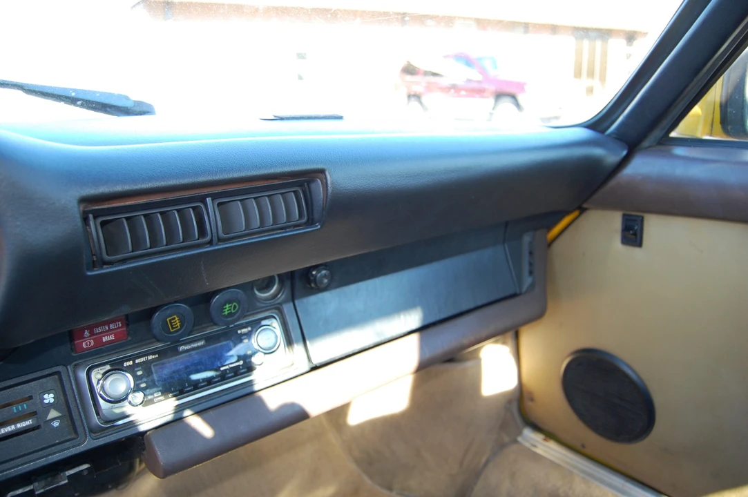 1982 Porsche 911 Carrera SC - Image 24 of 31