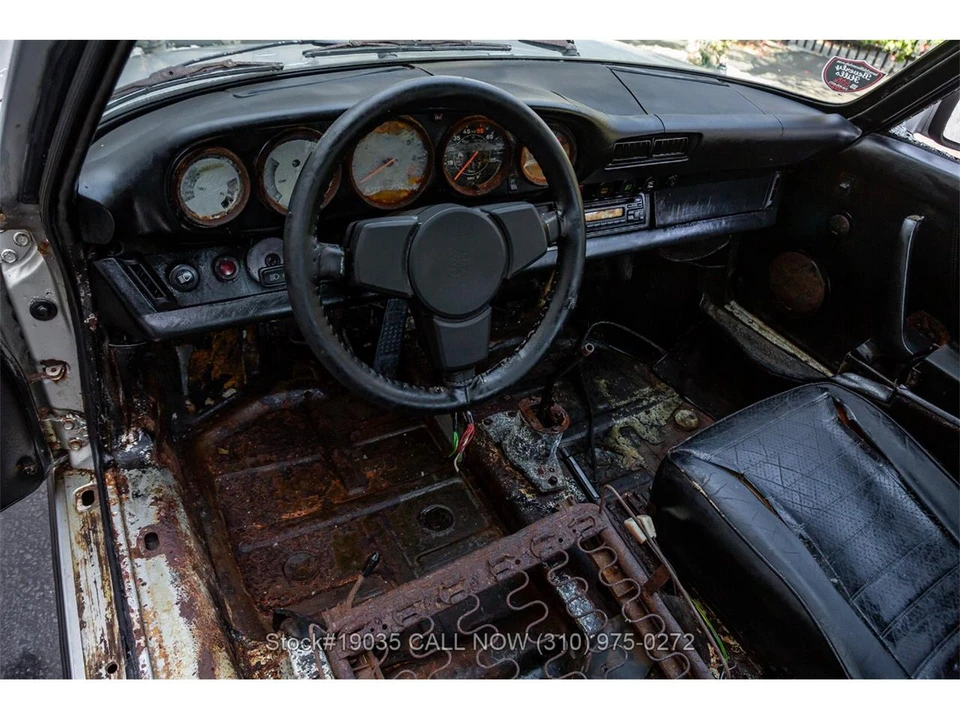 1982 Porsche 911 Carrera SC - Image 17 of 31