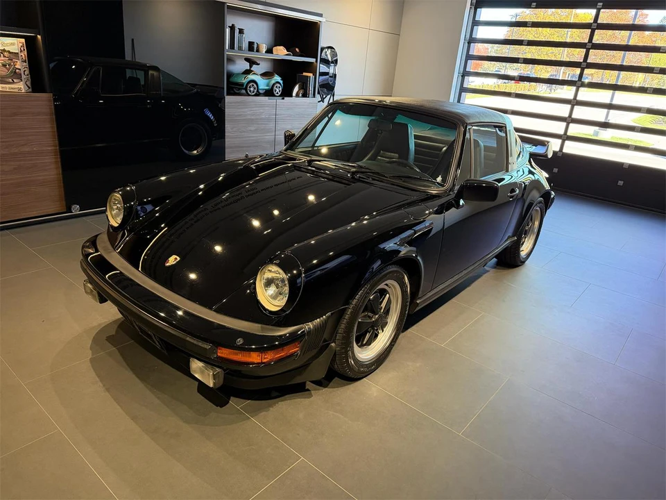1982 Porsche 911 Carrera SC - Image 10 of 30