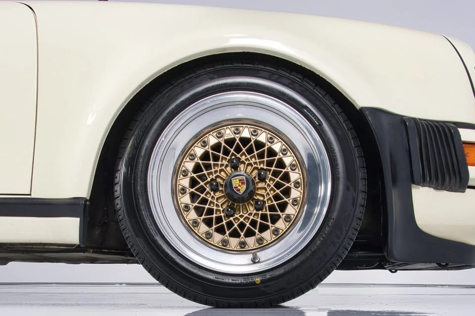 1982 Porsche 911 Carrera SC - Image 13 of 17